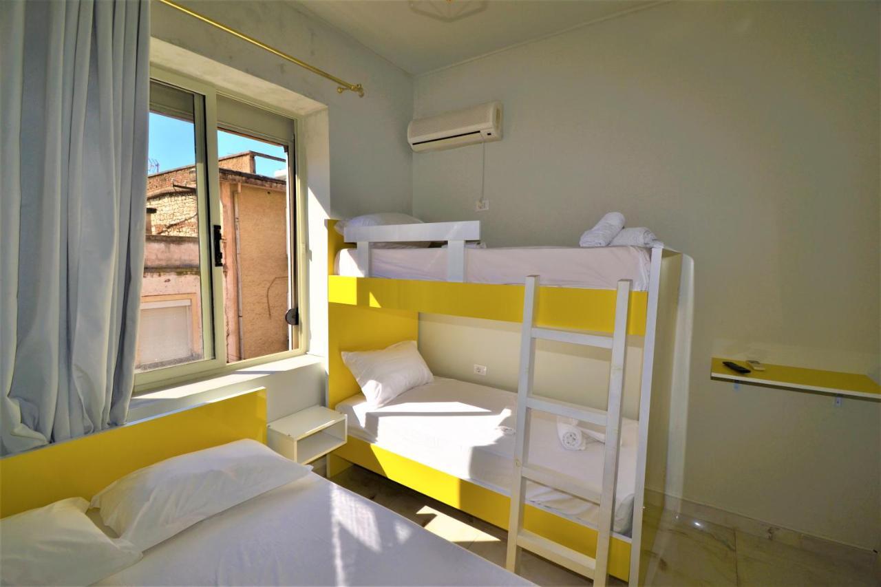 Jonian Central Condos Sarandë エクステリア 写真