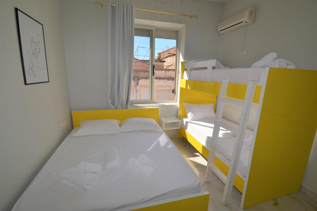 Jonian Central Condos Sarandë エクステリア 写真