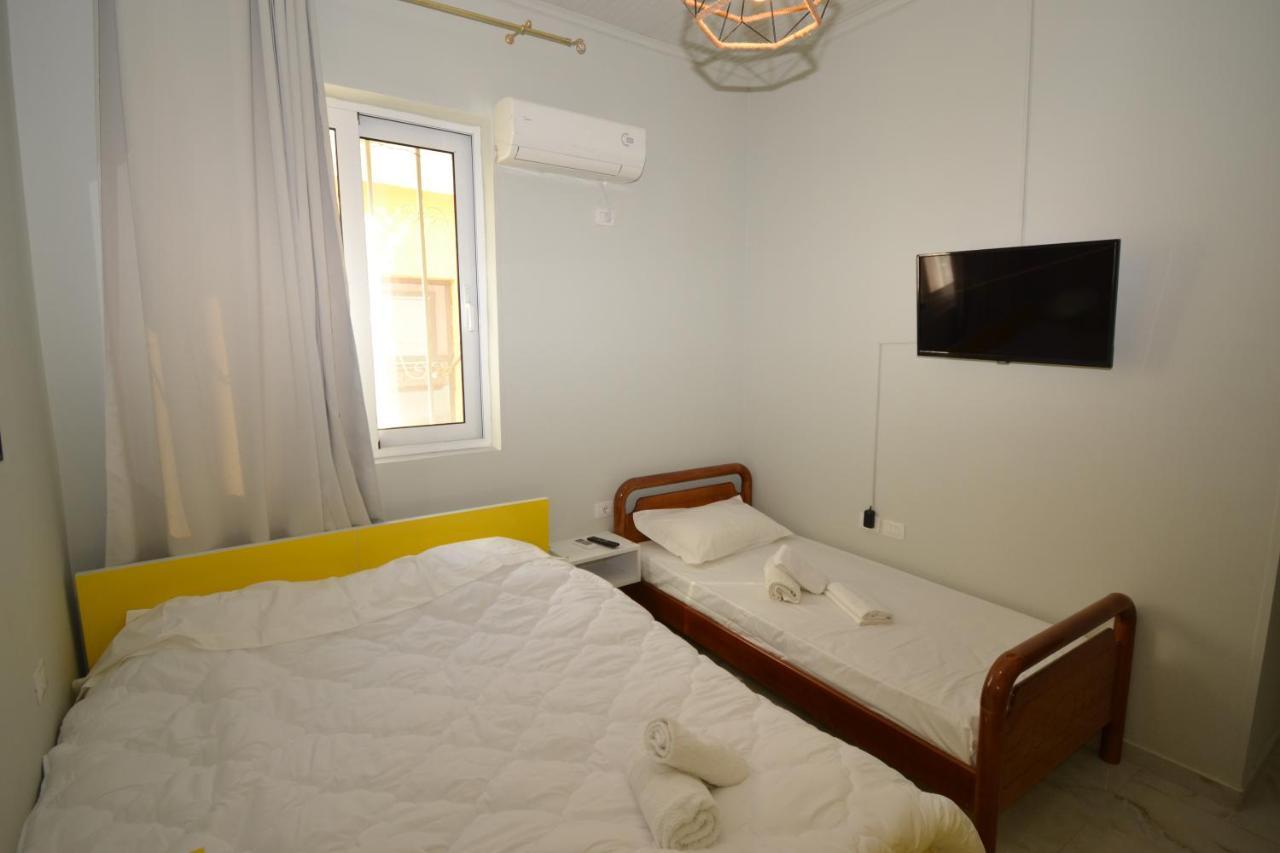Jonian Central Condos Sarandë エクステリア 写真