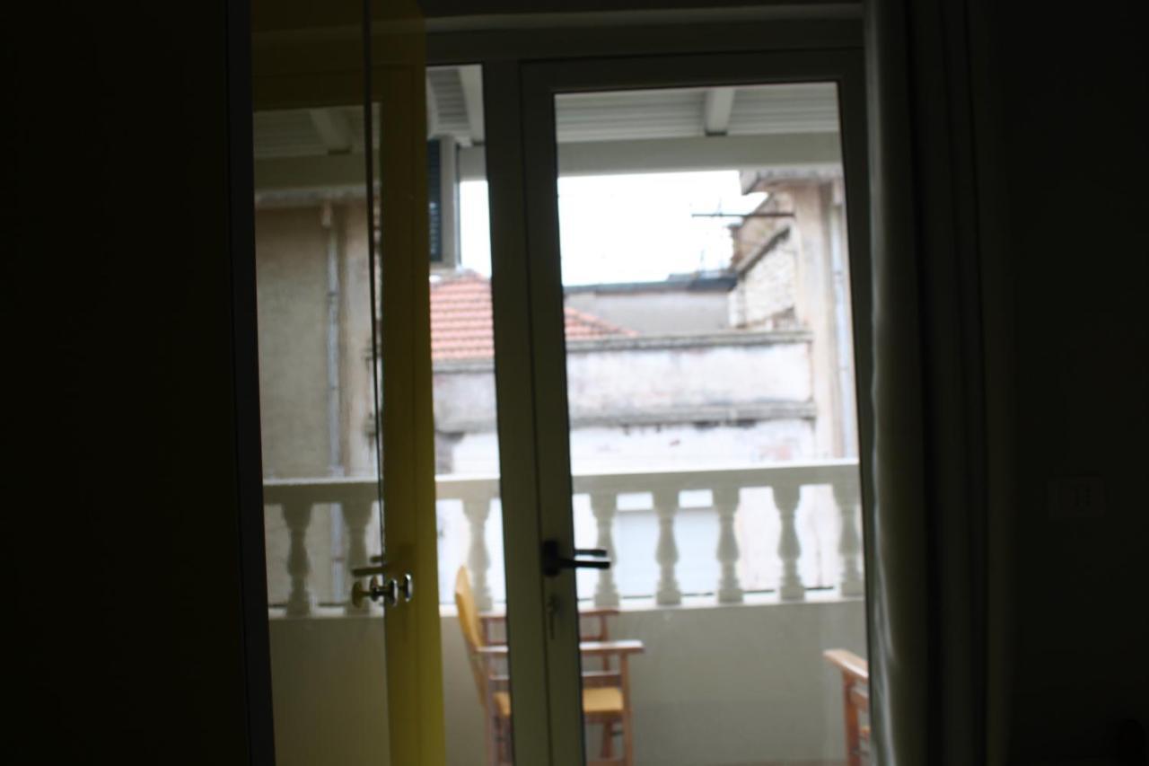 Jonian Central Condos Sarandë エクステリア 写真
