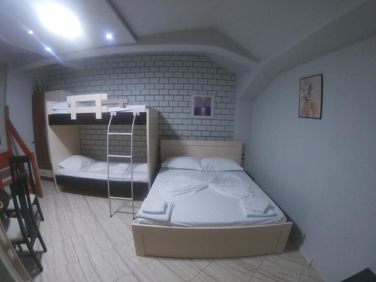 Jonian Central Condos Sarandë エクステリア 写真