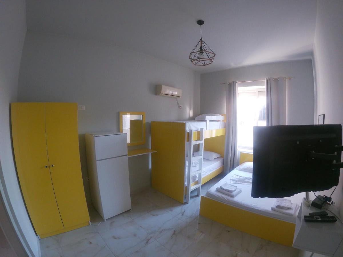 Jonian Central Condos Sarandë エクステリア 写真